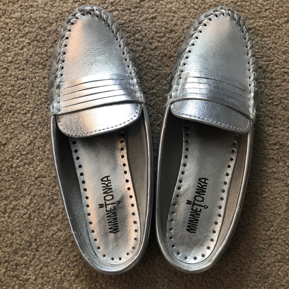 Minnetonka Mules